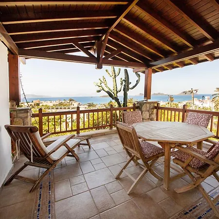 Apartman Cozy House With Balcony And Backyard Surrounded By Nature In Bodrum Karabağ