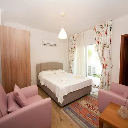 アパート Cozy House With Balcony And Backyard Surrounded By Nature In Bodrum